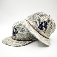 Gorra Deportiva Personalizada de 5 Paneles con Visera Plana, Cierre a Presión, Tela Oxford Dobby, Richardson 256, Bordado de Leopardo, Nailon, Sin Estructura, Argyle/Puntos