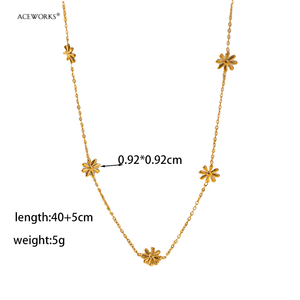 Conjunto de Joyería Daisy |   Collar, Pulsera y Aretes de Acero Inoxidable con Baño de Oro PVD de 18K con Diseño de Margarita |   Impermeable, Hipoalergénico y Duradero - Product Image 6