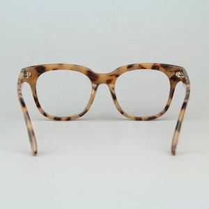 Vente en gros Monture <span class=keywords><strong>de</strong></span> <span class=keywords><strong>lunettes</strong></span> transparente optique en PC pour femmes Montures optiques en plastique PC bon marché - Product Image 6