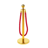 Poteau de barrière de file d'attente en acier inoxydable anti-reflet avec protection IP10, corde rétractable et corde rouge, pour décoration de mariage