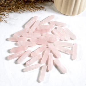 Vente en gros de pierres précieuses de quartz rose indien de qualité supérieure, polies, à double pointe, pour la décoration Feng Shui de la maison, écologiques et artistiques - Product Image 1