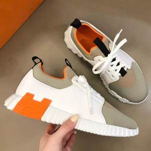 Venta al Por Mayor de Fábrica: Calzado Deportivo para Hombre y Mujer 2025, Alta Calidad, Multiusos, Antideslizante - Product Image 3