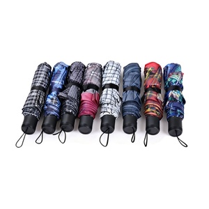 Parapluie pliant créatif 3 volets en gros, mini parapluie portable pour le soleil et la pluie, double usage, compact, pare-soleil en vrac - Product Image 3