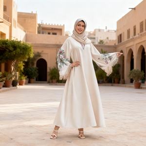 Abaya Elegante de Alta Calidad con Bordado Floral y Borlas para Mujeres Musulmanas, Vestido Personalizado Hecho a Mano para Fiestas Nocturnas - Product Image 4
