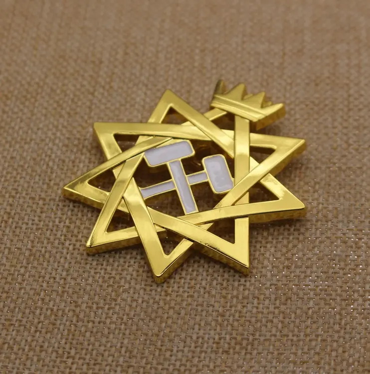 Цинковый сплав мягкий эмалевый золотой полый значок на лацкане на заказ с короной
