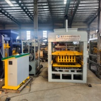 Ligne de production de blocs entièrement automatique hydraulique contrôlée par PLC Zhongke – Machine à fabriquer des briques creuses et des briques autobloquantes
