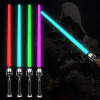 Mainan Pedang Laser Warna-warni Lampu LED Berkedip Lightsaber Cosplay Pedang Laser Mainan Duel Pertarungan Tongkat Berkilau Mainan Menyala