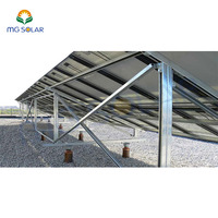 Système de montage au sol sur poteaux pour panneaux solaires photovoltaïques pré-assemblés MG Solar, modèle 2026, en promotion
