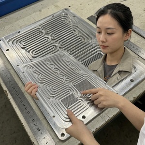 Placa de Intercambio de Calor de Aluminio Mecanizada por CNC, Colector de Refrigeración, Componente Térmico Personalizado - Product Image 3