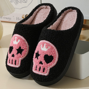 Natale invernale caldo carino e accogliente casa rosa pantofole diavolo per gli uomini donna - Product Image 3