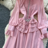 Robe décontractée élégante pour femme WIWT en mousseline rose à manches longues, à volants, coupe trapèze, avec décorations en strass, pour tous les jours et les soirées