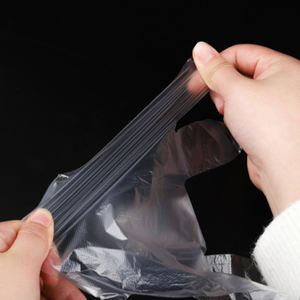 HDPE <span class=keywords><strong>LDPE</strong></span> PE Klare reine Rohstoffe 8MIC 10MIC Kunststoff folien rolle zur Herstellung von Einweg-PE-Herstellern - Product Image 4