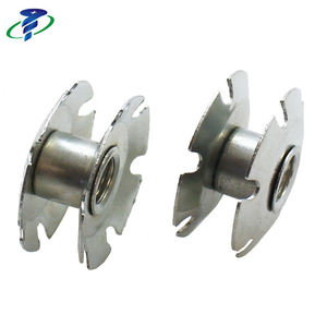 Écrou d'insertion rond en forme d'étoile de 5/16" x 21 pour tube rond - Product Image 3