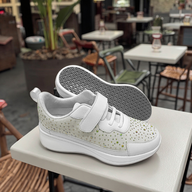 Women s Trendy Lightweight Sports Sneakers