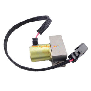 PC210-7 PC220-7 PC200-8ショベル部品パイロットバルブ702-21-55901 7022155901 - Product Image 1