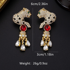 Orecchini a Perno in Stile Vintage, Leopardati Retrò con Rubini e Diamanti Scintillanti in Argento, Lusso Discreto - Product Image 2