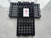 Maßgefertigte Polyurethan-Vibrationssiebplatten Lineares Entwässerungsgitter für Siebanwendungen Verfügbar in Kundenspezifischen Größen