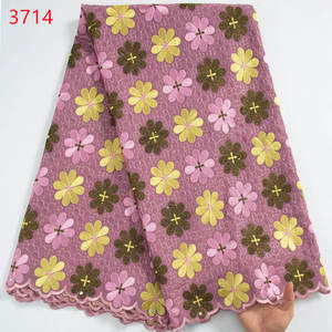 Tissu en dentelle 3D polyester de luxe africain, motif floral écologique de haute qualité, voile nigérian avec strass pour femmes, idéal pour les fêtes - Product Image 1