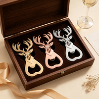 Décapsuleur en forme de tête de cerf de la série Noël, décapsuleur de bière et de boisson en forme de renne doré pour cadeaux de fête