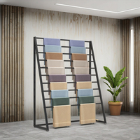 Nouveau style, fabricant sur mesure, présentoirs de sol modernes en fer et métal pour tissus, supports à tapis et présentoirs à foulards
