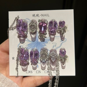Vente en gros Ongles artificiels 3D de luxe faits à la main Ongles de presse en gel mi-longs <span class=keywords><strong>Carré</strong></span> Bling Strass Manucure brillante pour les doigts - Product Image 6