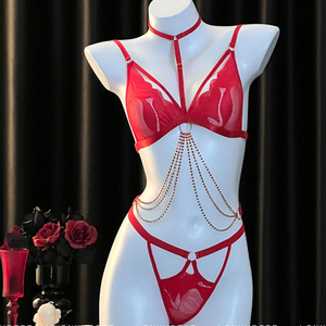 Biancheria intima <span class=keywords><strong>donna</strong></span> <span class=keywords><strong>abbigliamento</strong></span> intimo Fetish moda <span class=keywords><strong>abbigliamento</strong></span> <span class=keywords><strong>erotico</strong></span> in pizzo con catene per il corpo - Product Image 1