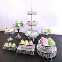 Présentoir à gâteaux en gros, style européen, en forme de carrousel, pour anniversaires, mariages, desserts, fournitures de décoration de gâteaux
