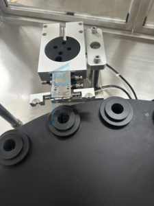 Highspeed volautomatische productielijn voor mascara en lipgloss met visie-inspectie - Product Image 4