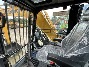 รถขุดไฮดรอลิกแบบตีนตะขาบขนาดเล็กและขนาดกลาง LiuGong 911F รุ่นใหม่ พร้อมใบมีดบูลโดเซอร์ - Product Image 3