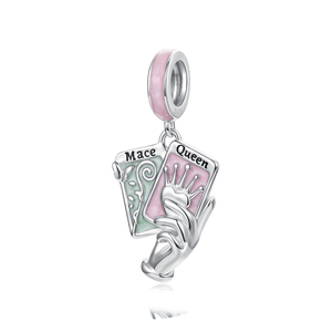 Venta al por mayor de dijes y <span class=keywords><strong>colgantes</strong></span> de varita de tarot y reina de plata de ley 925 al 100% para la fabricación de pulseras y joyería - Product Image 1