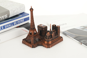 Modello Architettonico di Parigi, Francia Decorazioni per la Casa Arco di Trionfo in Metallo di Notre Dame Artigianato in Lega Pressofusa - Product Image 6