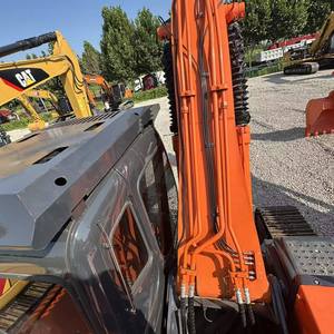 Excavatrice sur chenilles hydraulique Hitachi ZX210 d'occasion du Japon, 21 tonnes, modèle 2020, godet de 0,91 m, 1000 heures de fonctionnement, en excellent état. - Product Image 6