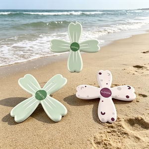 Jouet <span class=keywords><strong>Boomerang</strong></span> Mignon en Forme de Fleur de <span class=keywords><strong>Dessin</strong></span> <span class=keywords><strong>Animé</strong></span> pour Filles et Garçons, Jouet Volant en Mousse pour Activités de Plein Air, <span class=keywords><strong>Boomerang</strong></span> Retourneur à Quatre Feuilles, Petits Cadeaux OEM - Product Image 3