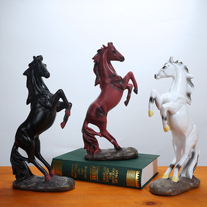 Arrivé avec succès <span class=keywords><strong>cheval</strong></span> résine artisanat nouveaux cadeaux chinois ouvert affaires décoration Feng Shui ornements <span class=keywords><strong>cheval</strong></span> - Product Image 4
