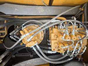 รถขุดตีนตะขาบ SANY SY365 มือสอง ขนาด 36.5 ตัน ยี่ห้อจีน ปั๊มไฮดรอลิก Nabtesco เครื่องยนต์ Isuzu เกียร์ 40 ตัน พร้อมใช้งาน - Product Image 2