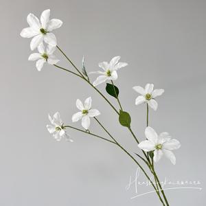 Bouquet de fleurs artificielles en soie Huashengkai, clematis, haute simulation, décoration pour mariage et maison - Product Image 2