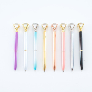 Stylos à bille en métal torsadé avec grand cristal de diamant - Product Image 1