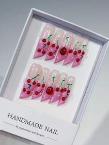 HY Tiktok Vente en gros Ongles à presser personnalisés <span class=keywords><strong>Ballerine</strong></span> Medium Coffin <span class=keywords><strong>French</strong></span> Tip avec perles en forme de cœur <span class=keywords><strong>Manucure</strong></span> en ABS à coller - Product Image 1