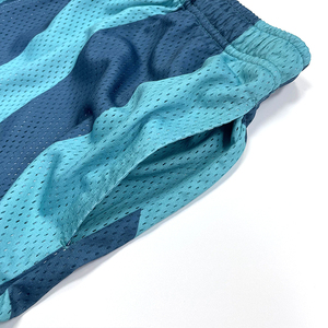 Pantalones cortos deportivos personalizados rayas azules patrón de sublimación impresión hombres correr baloncesto malla pantalones cortos - Product Image 6