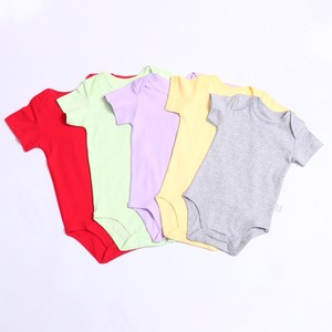 GOTS 인증 유기농 면 남여 공용 신생아 의류 여름 유아 바디 수트 아기 장난 꾸러기 주문 인쇄 단색 OEM 도매 - Product Image 2