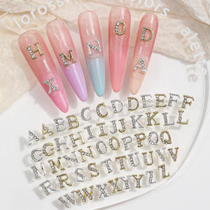 2025 transfronterizo VENTA CALIENTE letra inglesa Luz brillante conjunto de lujo con aleación de Diamantes Joyería de uñas al por mayor - Product Image 2