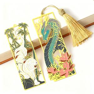 Marque-pages en métal en alliage de zinc émaillé, personnalisés avec des personnages de dessins animés 3D mignons, vente en gros, souvenirs de collection - Product Image 5