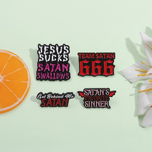 Satan ist Favorit Sünder Emaille Pins Benutzer definierte Jesus saugt Satan Schwalben Brosche Rucksack Revers Abzeichen Punk Gothic Schmuck Zubehör - Product Image 4