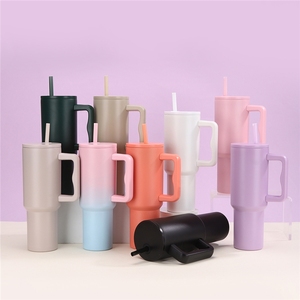 Bouteilles isothermes en acier inoxydable à double paroi de 40 oz avec poignée et logo, revêtement en poudre, pour vente en gros, avec pailles en silicone pour l'extérieur - Product Image 4