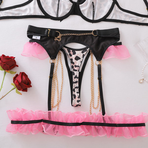 Nouvelle collection été 2026 : Ensemble de lingerie 3 pièces audacieux et ludique pour <span class=keywords><strong>femme</strong></span>, imprimé léopard, avec volants et <span class=keywords><strong>porte</strong></span>-jarretelles à chaîne - Product Image 5