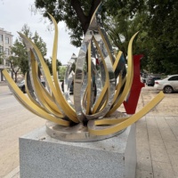 Sculpture de fleur de lotus en acier inoxydable de grande taille de haute qualité, technique de soudage, polissage miroir, décoration d'art de jardin en plein air