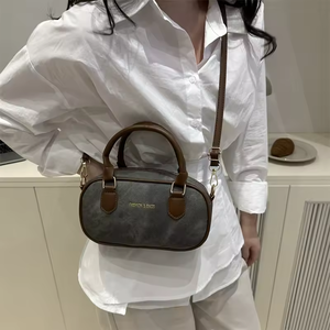 Sac à main Boston rétro en nylon, grande capacité, motif lettres, nouvelle texture, tendance et simple, collection été 2026, sac bandoulière et sac traversin - Product Image 3