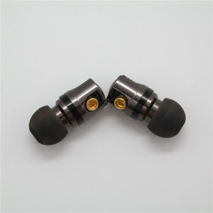 Metal Detachable Mmcx <b>Headphone</b> Jack <b>Adapter</b> For Se535 Se315 Se846 Se215 Electroplated Connector Titanium Gray Gold - Product Image 1