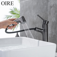 Robinet de lavabo mitigeur chaud/froid au design classique Oire Factory, finition gris mat, avec douchette extractible pour salle de bain