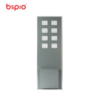 Lampe solaire de rue en alliage d'aluminium 4800LM pour l'éclairage extérieur des routes commerciales et des parkings